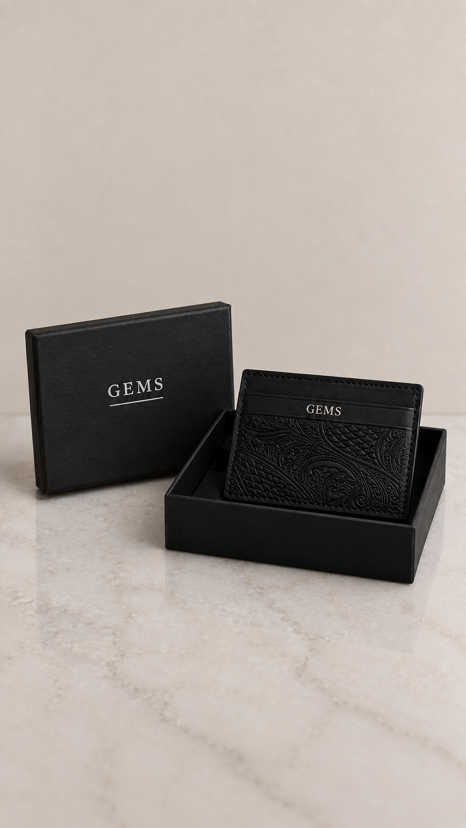 GEMS Noir Kortholder